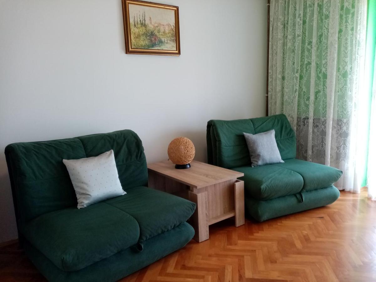 Apartman Violeta 로브란 외부 사진